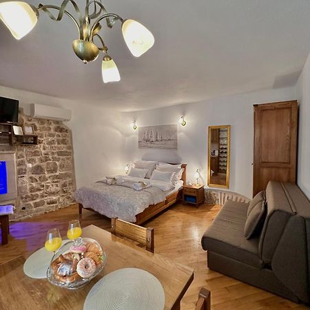 Diocletian Wine Studio Apartment II スプリト エクステリア 写真