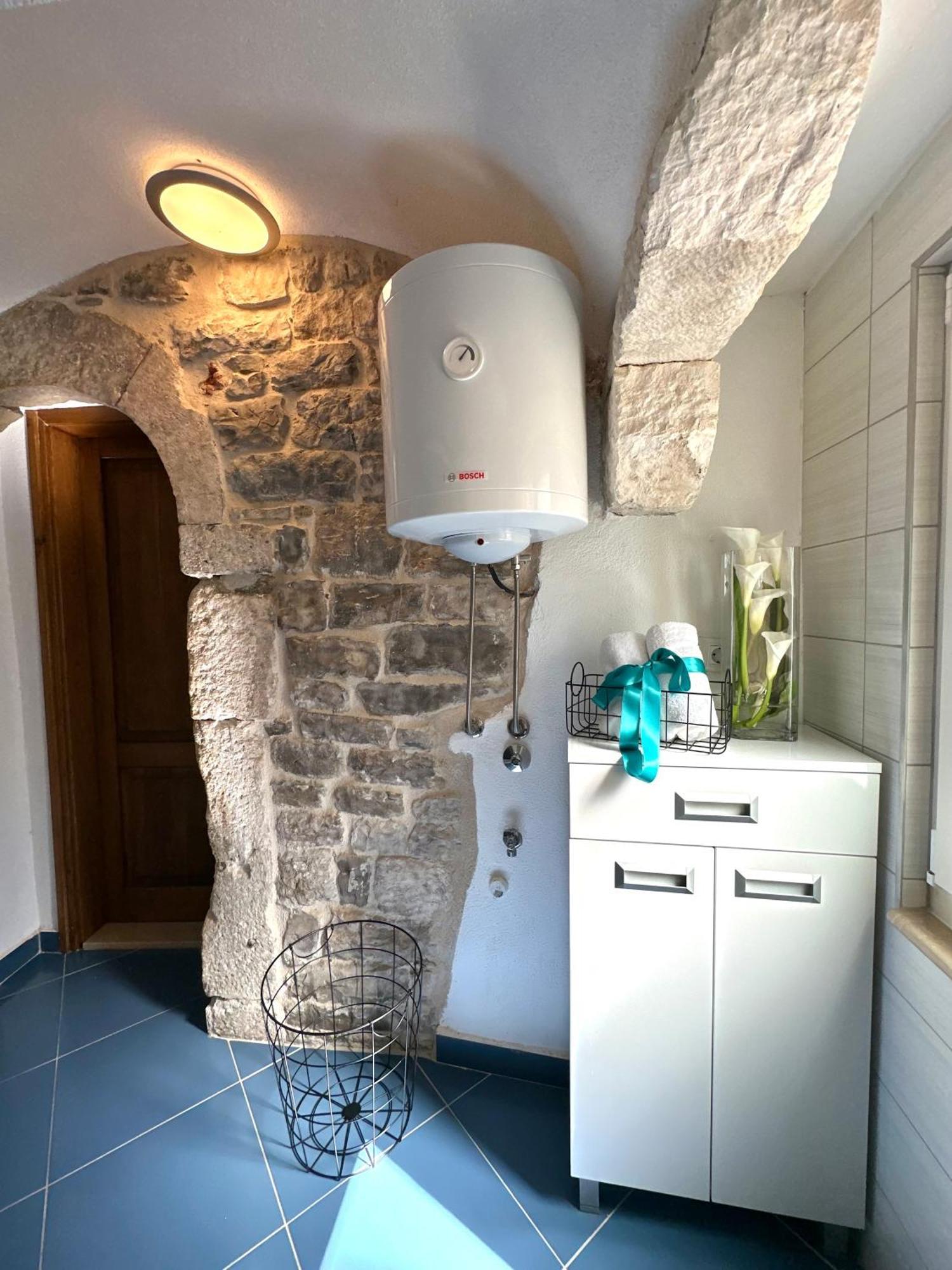 Diocletian Wine Studio Apartment II スプリト エクステリア 写真