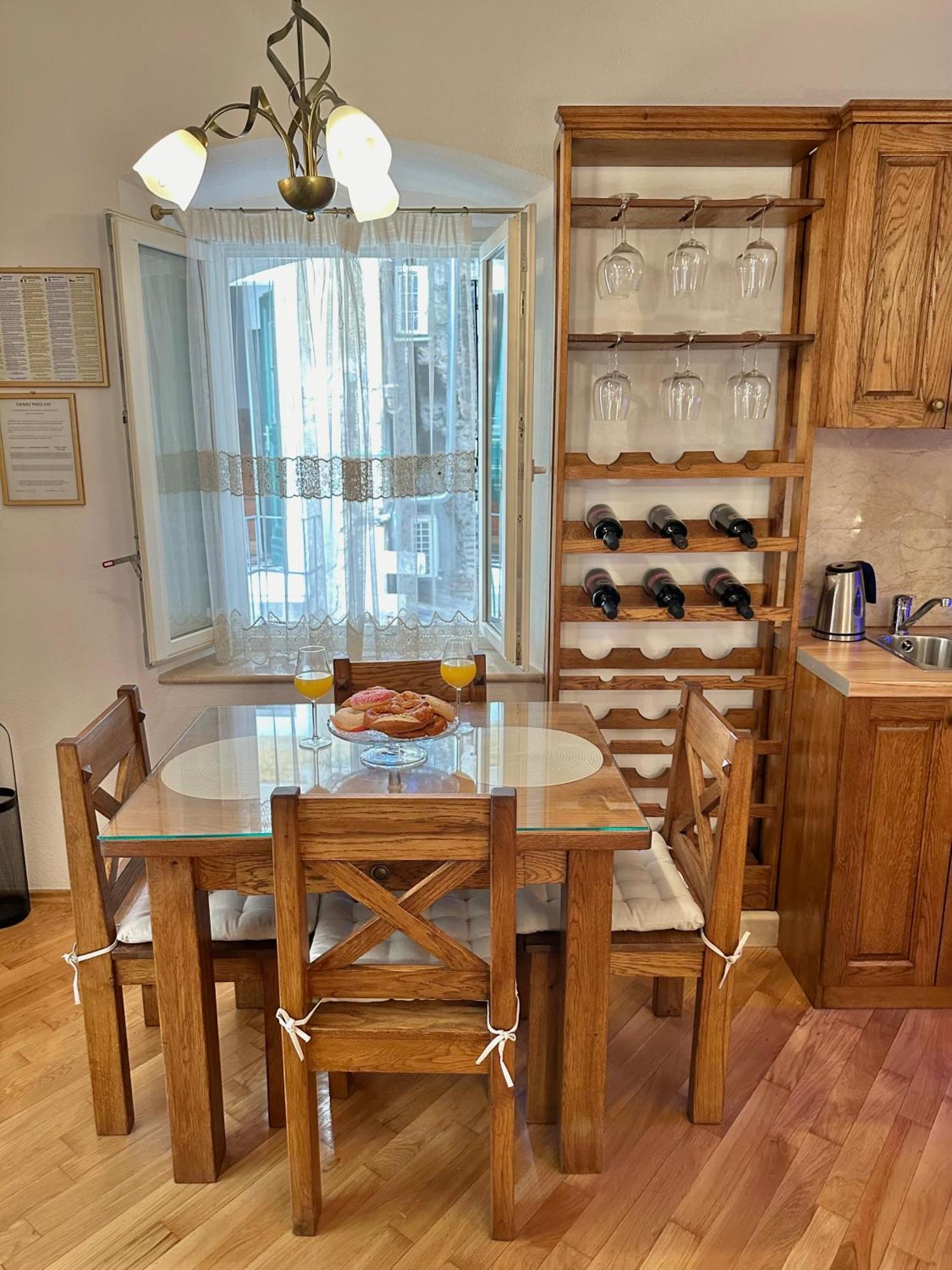 Diocletian Wine Studio Apartment II スプリト エクステリア 写真